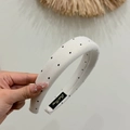 Cerchietto imbottito bianco a pois neri in tessuto spesso per un look ad alto volume - Bianco - A Pois