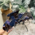 Détail d'une pince à cheveux en acétate marbré avec paillettes violettes et bleu - 10.5cm / Œil de Chat Violet Iridescent