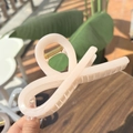 Extra large 13.5cm cream hair claw clip with stylish crisscross ribbon design for women - Creamy White Butterfly Bow (White Soil Cloth)