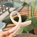 Elegante pinza per capelli incrociata color crema in acetato di alta qualità per donna - Tessuto Argilla Bianca Fibbia a Farfalla Clip a Croce