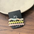 Trois barrettes à cheveux en acétate ondulé avec texture marbre et tons pastel - Texture Orange-Vert Et Rose Translucide