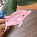 Delfin-Haarklammer aus rosa Acetat mit Perlmuttglanz für Damen im süßen Stil - Spitzmaul-Delfin / Rosa