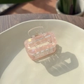 Minimalistische parelmoer lichtroze vierkante haarklem met gouden metalen veer - Kersenbloesem Roze