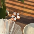 Sweet jelly color five-petal flower hair claw clip with vintage tortoiseshell texture - White Petal Tortoiseshell Edge Flower Claw (Small)
