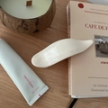 Cream leaf hair claw clip styled with candle and book on wooden table detail - 11.5CM / Solid White