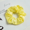 Elastico per capelli LED in raso giallo limone con elegante trama setosa - LED Giallo Chiaro