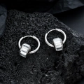Boucles d'oreilles classiques en zircon argenté pour hommes et femmes sur pierre volcanique - Boucles d'Oreilles Anneaux Zirconia (X898-A)