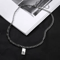 Collana unisex d'argento con ciondolo a puzzle e catena a maglie asimmetriche - Piastrina Spezzata Unica (L178-A)