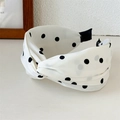 Diadema ancha con nudo y clásicos lunares negros sobre tela blanca elegante - Esponja Ancha Lunares Blanco