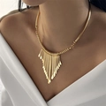 Collier à franges dorées avec pendentifs gouttes métalliques superposés pour femmes - Collier / Doré