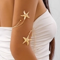Bracelet de bras ouvert avec double étoile de mer dorée au design texturé chic - Style Motif Étoile de Mer Dorée (BR25Y0224-1)