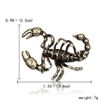 Makro-Detail mit Maßen 3,4cm und 2,5cm einer goldenen Skorpion-Brosche im Vintage-Stil - Retro Gold Schwarz Skorpion (BC17Y035M8)