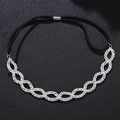 Dettaglio fascia da sposa a doppio filo di strass con fascia elastica nera flessibile - Stile Doppia Onda (HS-J3116S)