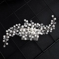 Dettaglio del pettine da sposa fatto a mano con perle e cristalli su filo argento - Argento (HS-J4871)