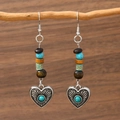 Boucles d'oreilles bohèmes en turquoise avec pendentif cœur argenté vintage chic - Cœur