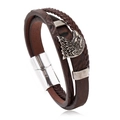 Bracciale multistrato in pelle intrecciata da uomo con ciondolo aquila e chiusura magnetica - caffè