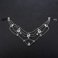 Detailansicht Braut-Haarkamm aus Silber mit Strassketten und birnenförmigen Anhängern - Mehrlagiger Ketten-Drop-Stil (HS-J3590)