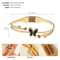 Dettaglio del bracciale a farfalla placcato oro 18K con strass e design aperto - Stile Farfalla Nera Strass (BS-J5590G)