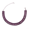 Eleganter mehrreihiger Choker aus lila Strass mit verstellbarer Metallkette und Verschluss - Lila