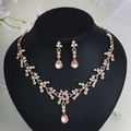 Roségold Brautschmuck-Set mit champagnerfarbenen Strasssteinen auf schwarzem Büste - Champagner Stil(NS-J6482GXB)