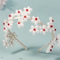 Serre-tête de mariée exquis avec fleurs en perles blanches et accents de cristal rouge - Serre-tête Floral en Perles Artificielles Fait à la Main (TS-J3356) / Rouge et Blanc (TS-J3356)