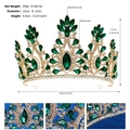 Detailansicht der luxuriösen Barock-Tiara mit grünen Steinen und Perlen Maße - Gold Grüner Zirkonia