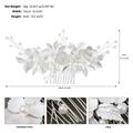 Dettaglio pettine da sposa argento con perle e petali metallici, dimensioni larghezza 15 cm - Stile Floreale Foglia (HS-J7142S) / Bianco