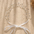 Vigne de cheveux de mariée élégante avec fil d'argent, perles blanches et cristaux sur ruban - Style Perle Cristal Argenté (HS-J4544S)