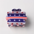 Pinza per capelli a fiore con motivo bandiera americana a stelle e strisce in PVC - Design Blu Stelle e Strisce (C-2-22)