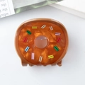 Schattige haarclip van amberkleurig acetaat met donutontwerp en gekleurde hagelslag - Donkere Koffie