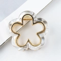 Eleganter weißer Marmor-Blumen-Haarclip mit Goldmetallrand und Acetat-Finish - Weißes Marmormuster