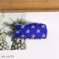 V-shaped peace sign hair claw clip with American flag stars and stripes pattern - Blue Base Star Pattern Peace Sign Style (D1-1-3)