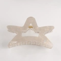 Sternförmige Haarklammer in Creme-Weiß mit Perlmuttglanz-Finish aus hochwertigem Acetat - Cremeweiß (D5-3-8)