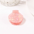 Pink shell-shaped hair claw clip in shimmering acetate with elegant pearl accents - Shell Pearl Style / Light Coral Pink