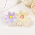 Pinza de pelo floral con flores de resina púrpuras y amarillas y dientes claros - Púrpura y Blanco