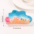 Haarklammer mit Ozean-Thema in Blau und Orange sowie Strandelementen, 10,2 cm Länge - Rosa Schaum Silberstrand (C22-4-16)