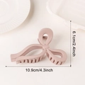 Pinza para el pelo con lazo rosa empolvado mate medidas 10,9 cm de largo y 6,1 cm de alto - Rosa Claro