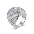 Anillo de acero inoxidable plateado con patrón de rejilla de diamantes y acabado pulido - Talla 6 / Color Acero