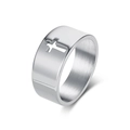 Anello a fascia larga in acciaio inossidabile argento con croce traforata - Taglia 7 / Color Acciaio