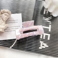 Eleganter rechteckiger Haarklammer aus Acetat mit violett-rosa Marmormuster für Damen - Diamant Rosa 7.5cm