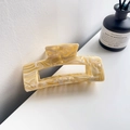 Grande pince à cheveux rectangulaire en acétate avec motif de texture marbre jaune - 10.5cm / Blanc Cassé