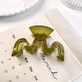 French vintage dark green wavy hair claw clip made of elegant translucent resin - Wave Claw Clip / 13cm / Dark Green