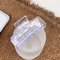 Translucent acrylic hair claw with purple floral details and geometric hollow design - 7.5cm / Violet