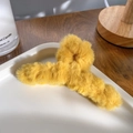 Bright yellow plush claw clip for women made of soft faux rabbit fur hair accessory - 12cm / Yellow