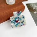 Rainbow marbled acetate hair claw clip with colorful artistic mosaic pattern for women - Mixed Blue / 5cm
