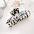 Large acetate hair claw clip with vintage marble tortoise shell pattern and metal spring - Keel Beige Leopard / 9.5CM