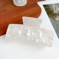 Minimalist white marble acetate hair claw clip with rectangle hollow wave design - Gem White / 10.5cm