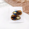 Pair of tortoiseshell acetate drop hair clips with golden oval metal accent - 4cm / Blue Coffee