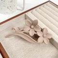 Matte Haarspange in Milchtee-Farbe mit 3D-Blumen für elegantes Haarstyling - Blume Milchkaffee 11.5CM