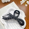 Große Haarklammer in Matt-Schwarz im eleganten koreanischen Schmetterling-Stil - Band Schwarz 12cm